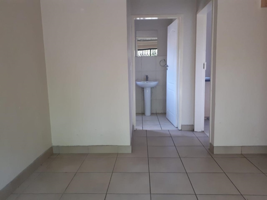 2 Bedroom Property for Sale in Mooivallei Park North West
